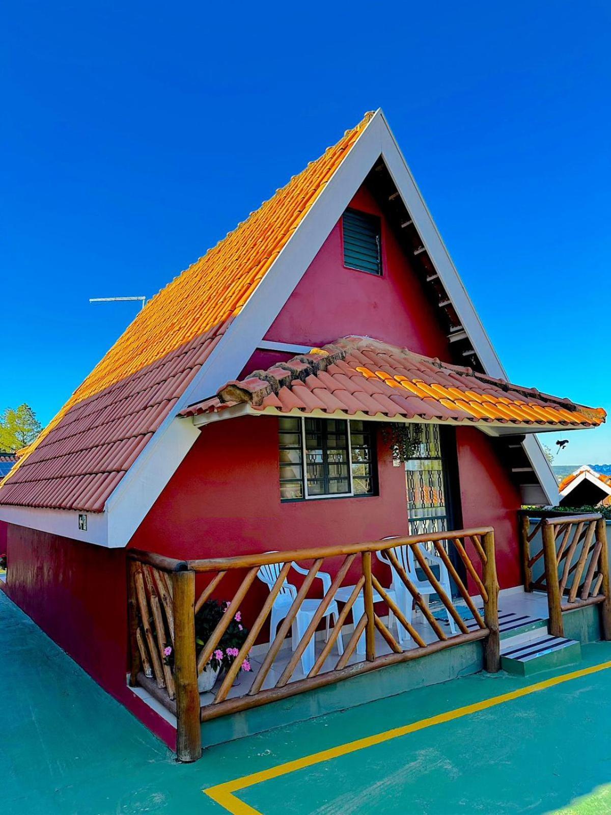 Chalet Aguas Temporada - E Lofts Confortaveis - Piscina - Proximo Ao Thermas